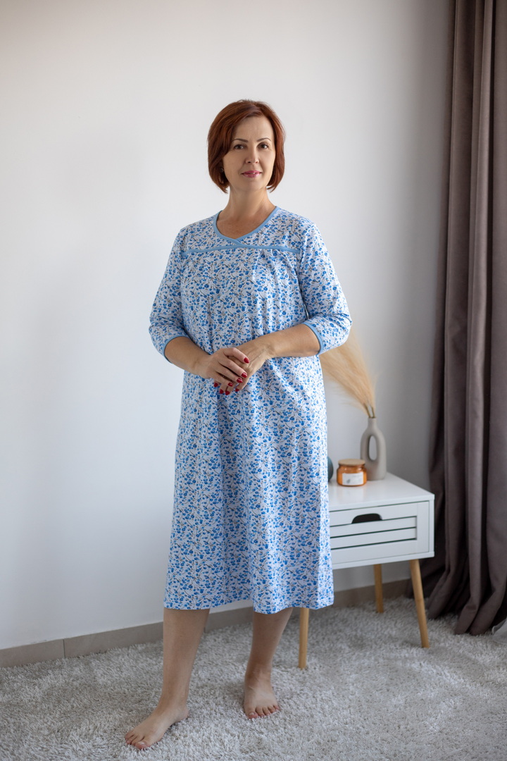 Жіноча нічна сорочка